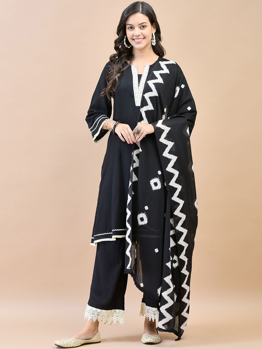 Shree Lace Detail A-Line Kurta with Trousers & Dupatta