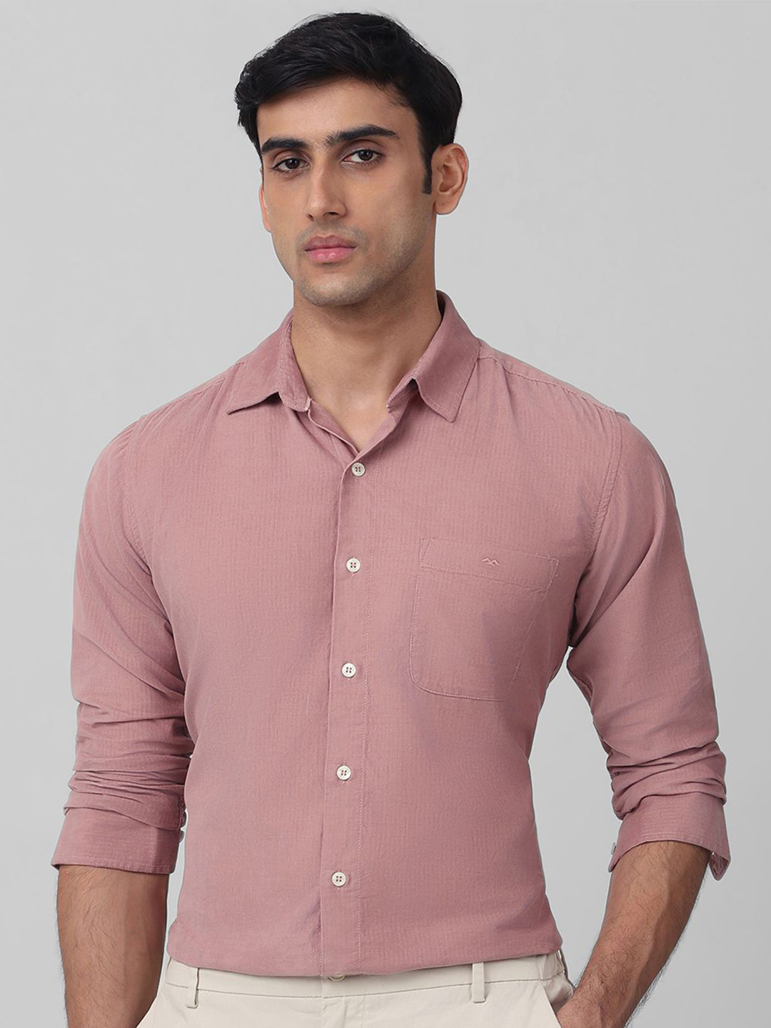 Mufti Men aw-24 Slim Fit Solid Spread Collar Cotton Casual Shirt