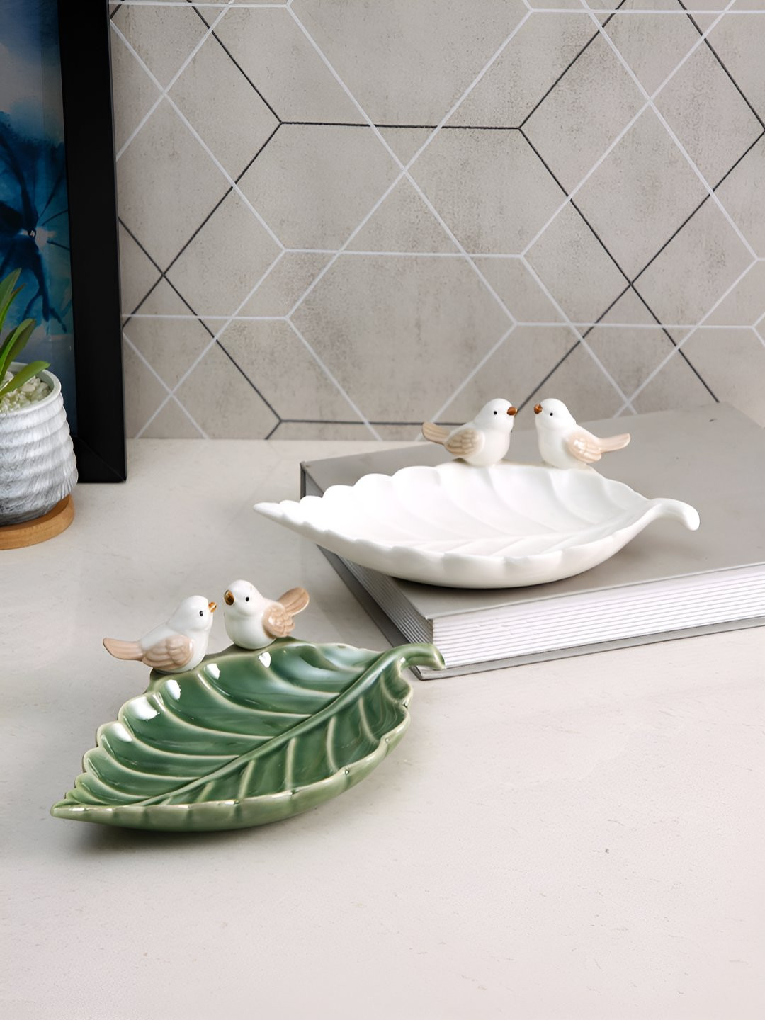 TAYHAA Green & White 2 Pieces Ceramic Food Platters