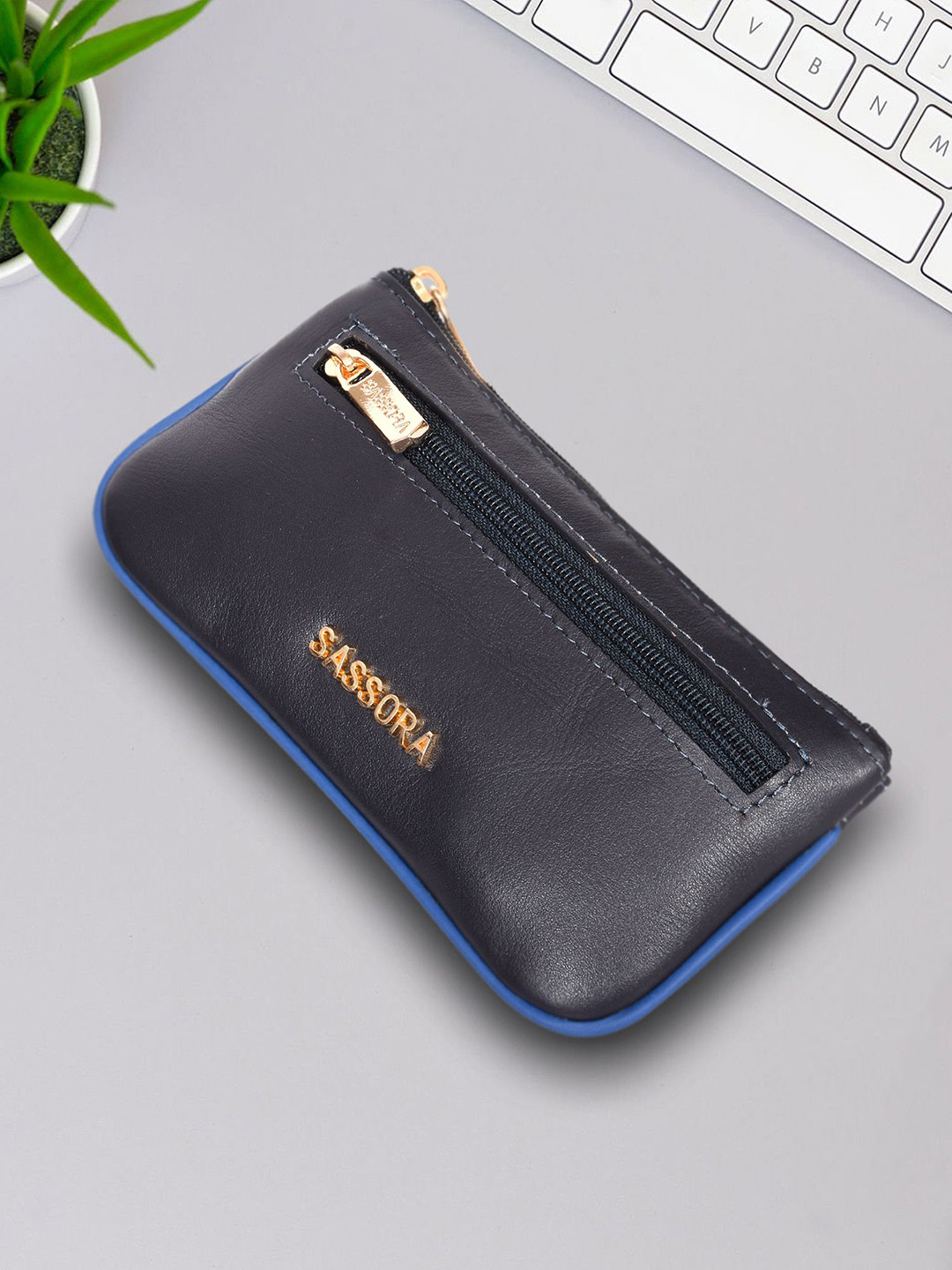 Sassora Navy Blue & Black Leather Key Pouch