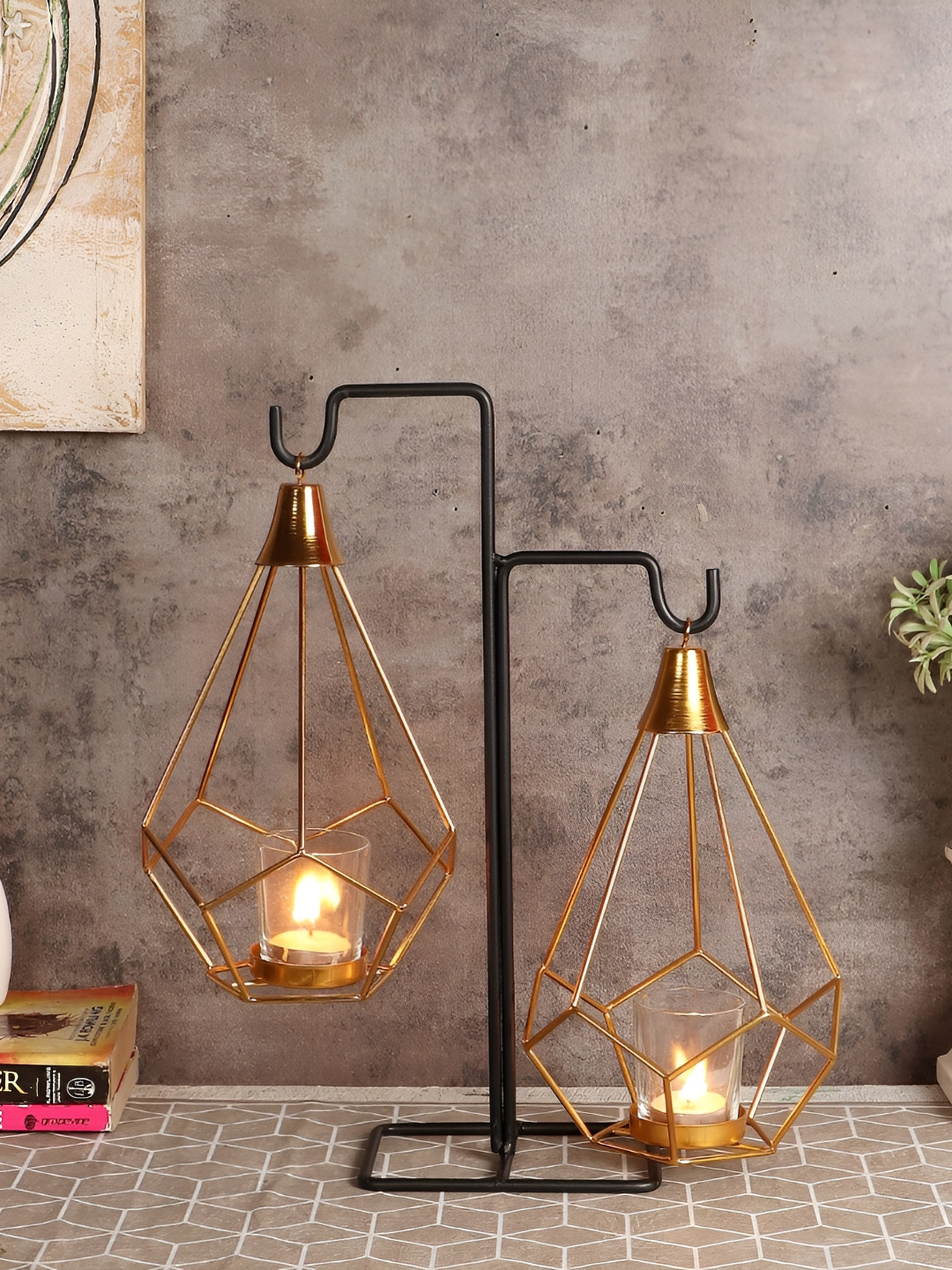 Amaya Decors Gold-Toned & Black 2 Pieces Double Diamond Pendulam Tealight Candle Holders