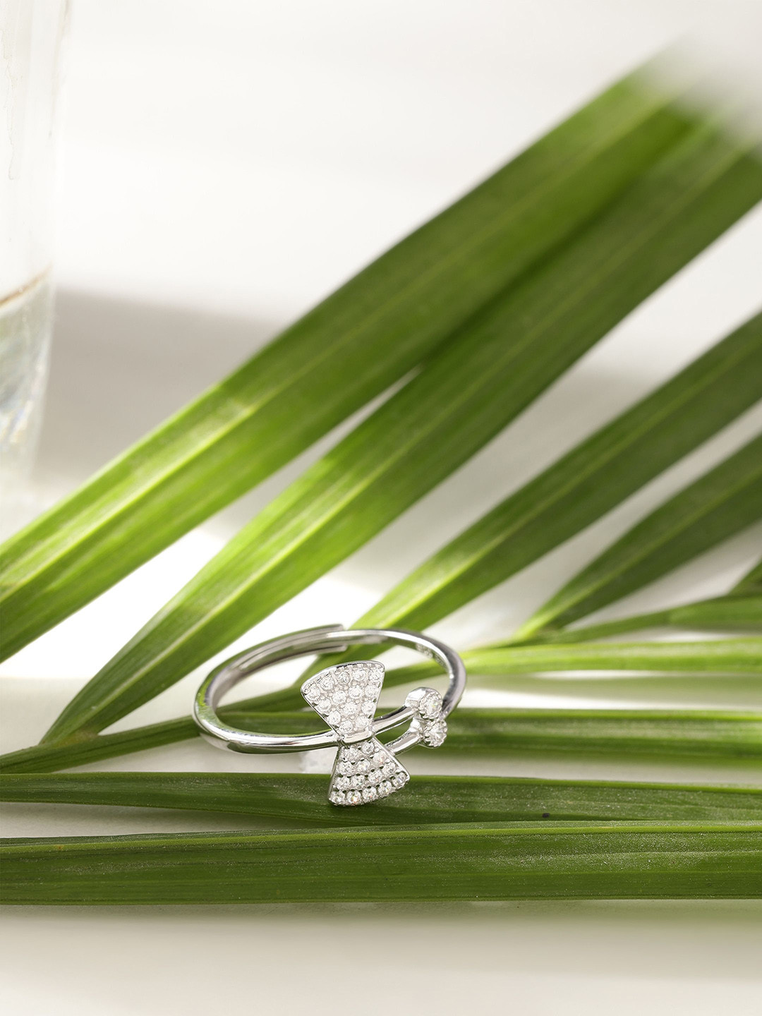 DIAVO 925 Sterling Silver Rhodium Plated Stones Studded Mystique Wisp Finger Ring