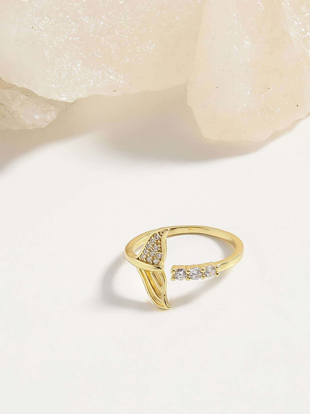 DIAVO 925 Sterling Silver Gold-Plated Cubic Zirconia Studded Whimsy Fin Charm Finger Ring