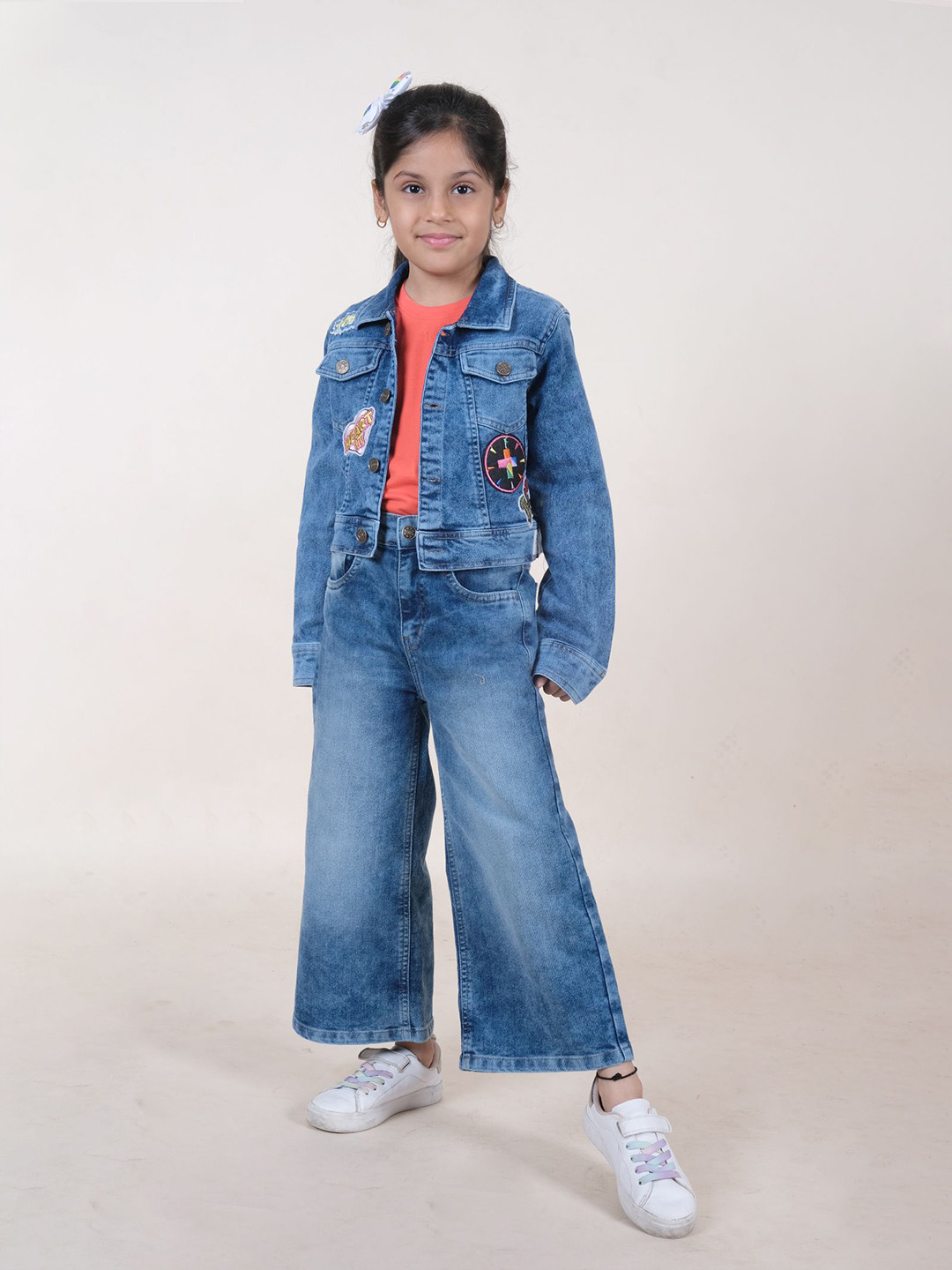KiddoPanti Girls Round Neck T-Shirt And Flared Jeans With Jacket