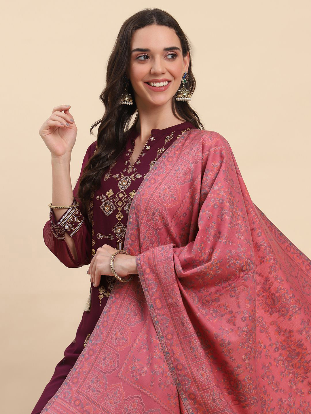 La Vastraa Women Woven Design Stole