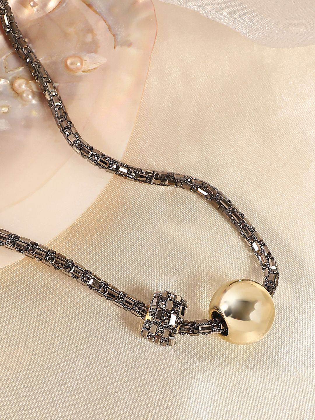 SOHI The Mirror Stones Studded Minimal Collar Necklace