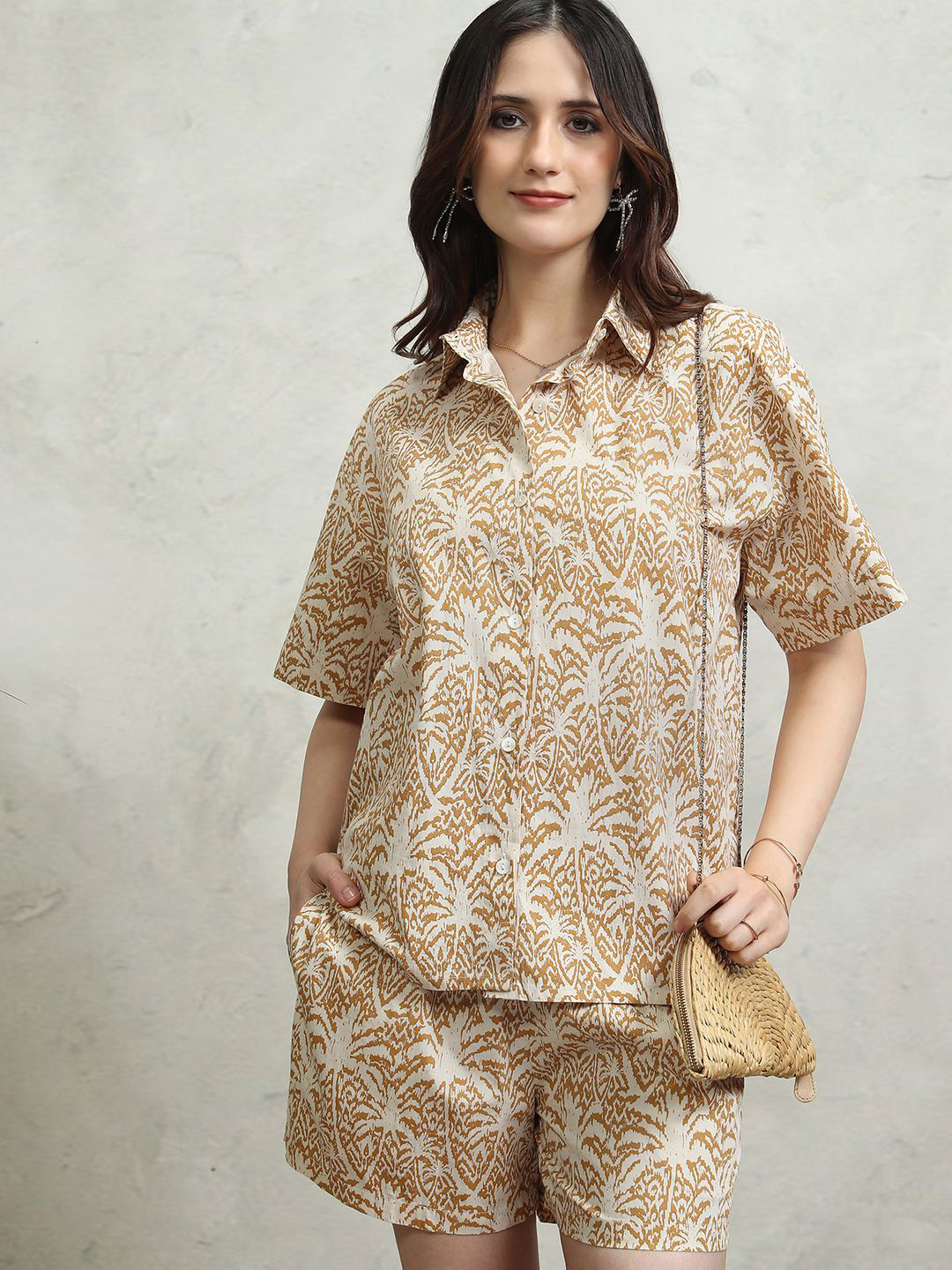 Tokyo Talkies Brown Floral Printed Pure Cotton Shirt & Shorts