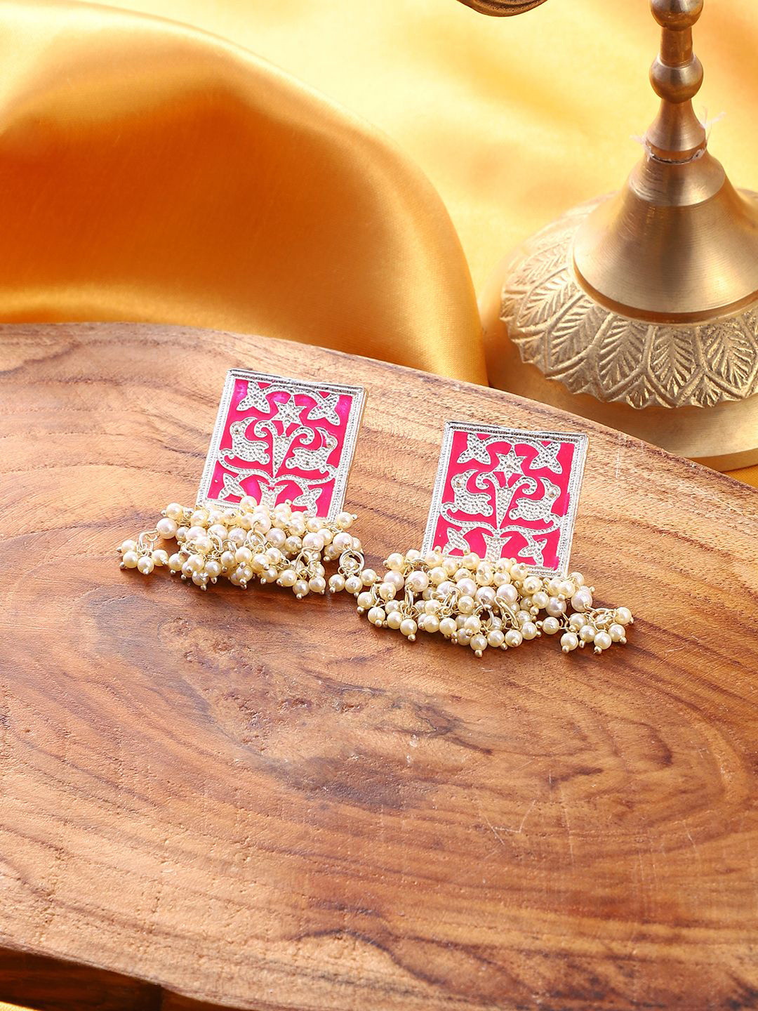 SOHI The Niloufar Gold-Plated Pearls Beaded Contemporary Drop Earrings