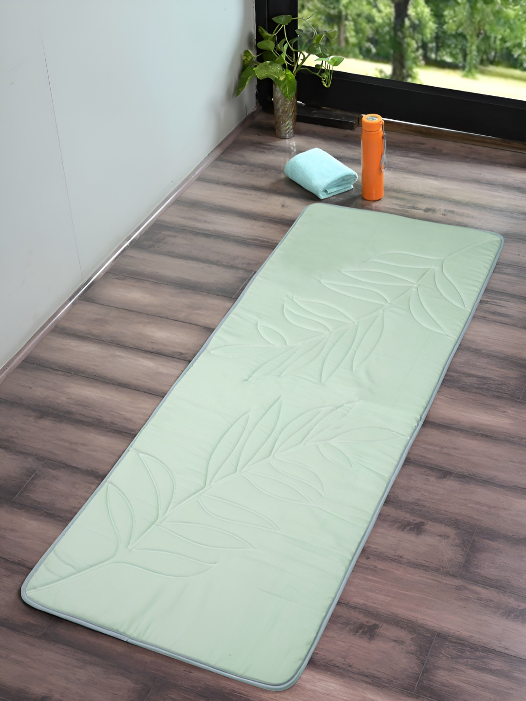 Saral Home Green Leaf Textured Anti Skid Cotton Indoor Yoga Mats