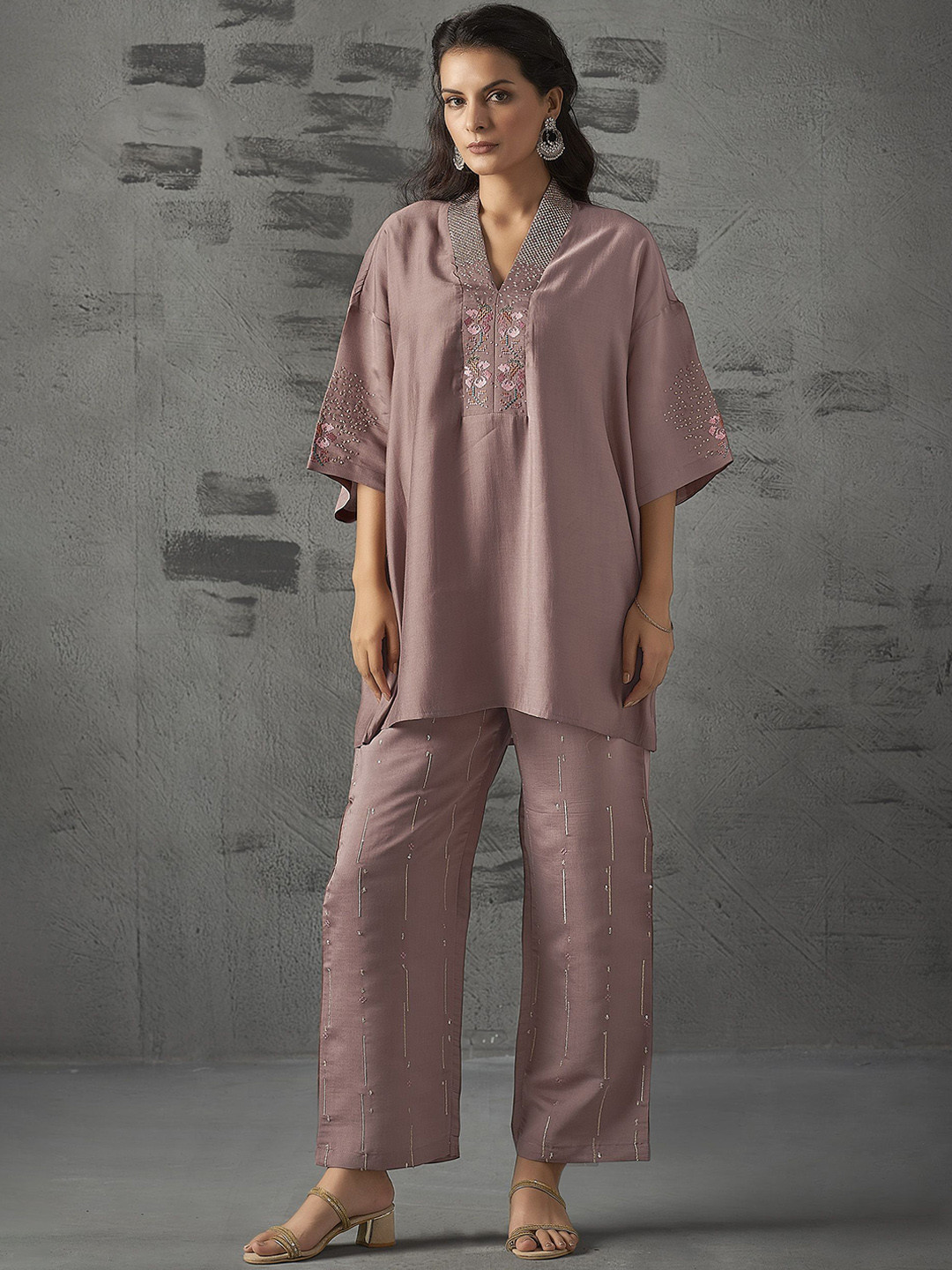 Anouk Purple Embroidered Tunic With Trouser