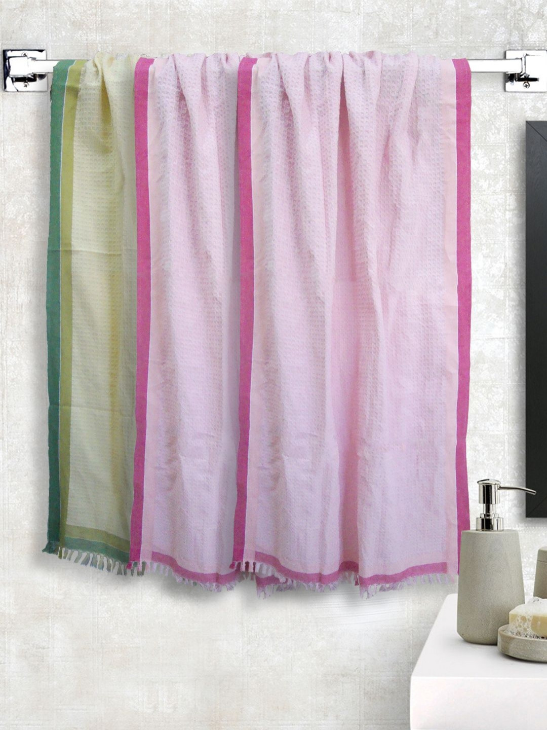 Aura Pink & Green 3 Pieces Textured 210 GSM Pure Cotton Quick-Dry Bath Towel