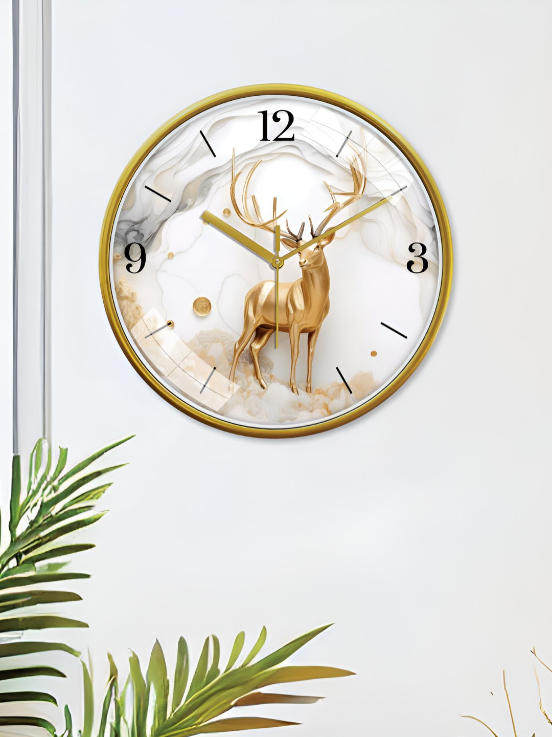 RANDOM Embossed Dial Plastic Silent Clock Round Battery Analogue Deer Wall Clock-30.4cm