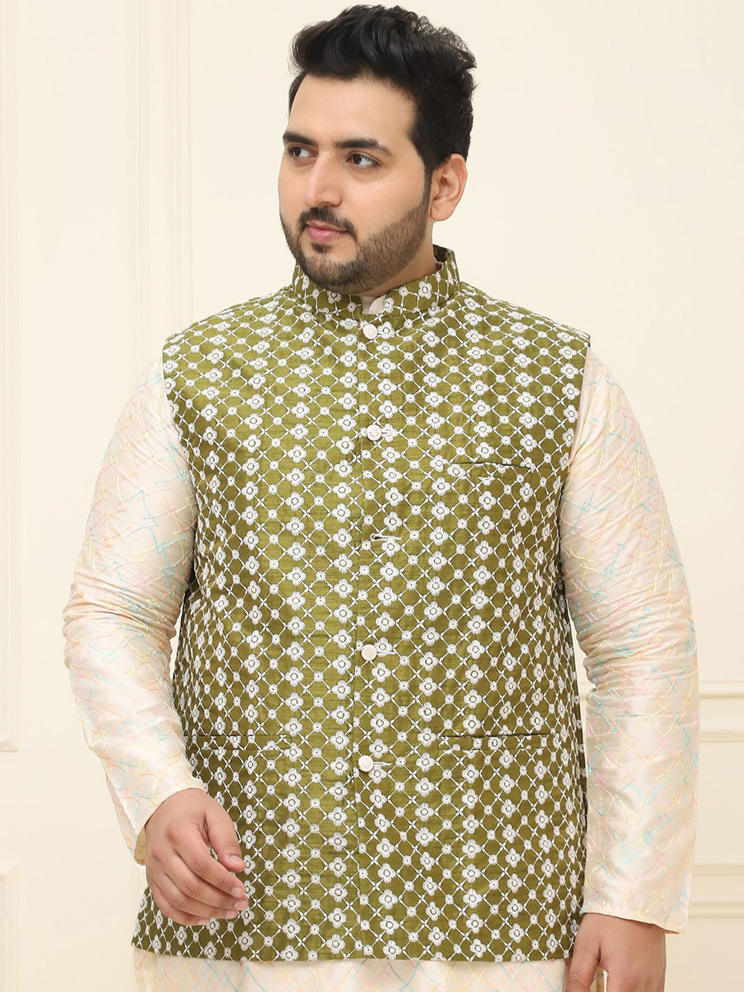 SOJANYA PLUS Men Embroidered Nehru Plus Size Jacket