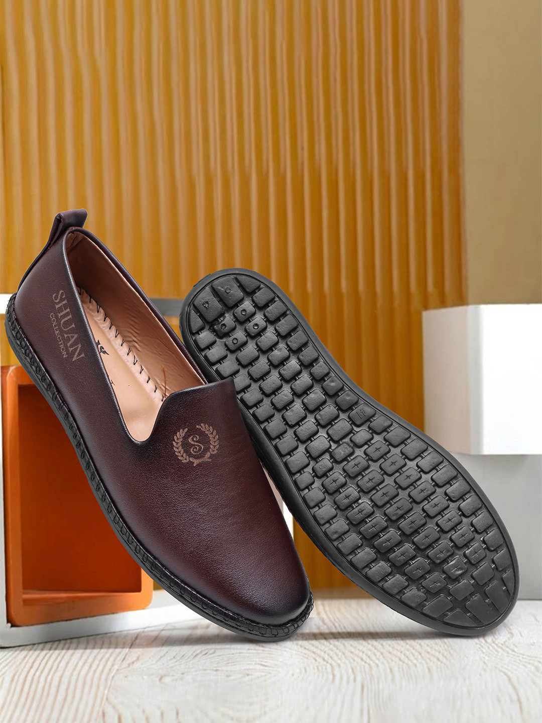 SHUAN Men Slip-On Sneakers
