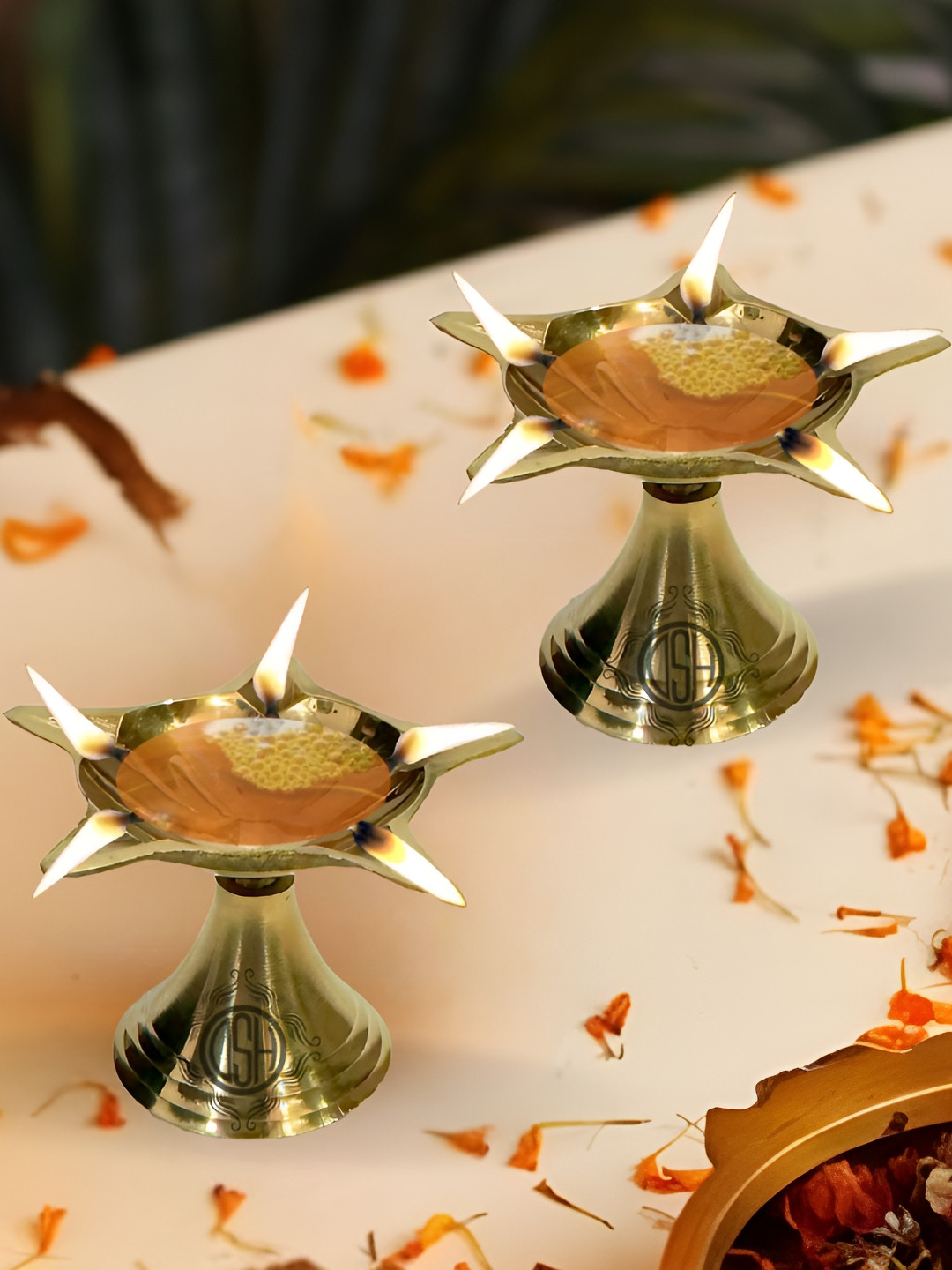 DSH Crafting Your Curiosity Gold Toned 2 Pieces Poona Shaped Brass Diyas