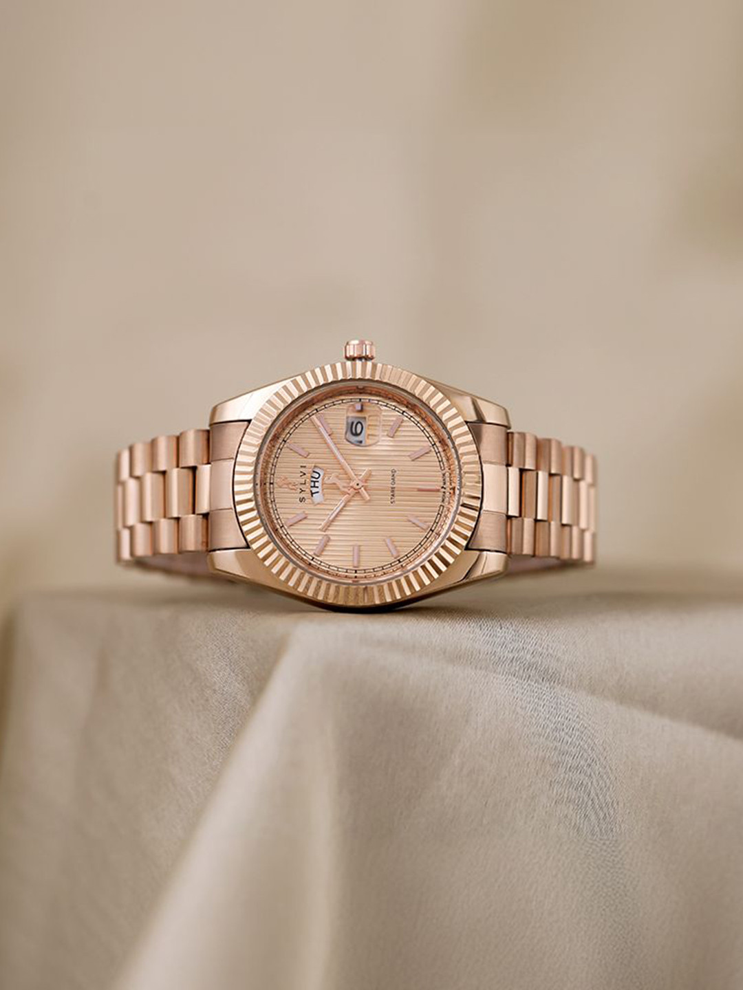 Sylvi Men Patterned Dial & Stainless Steel Straps Analogue Multi Function Watch STB-Rosegold