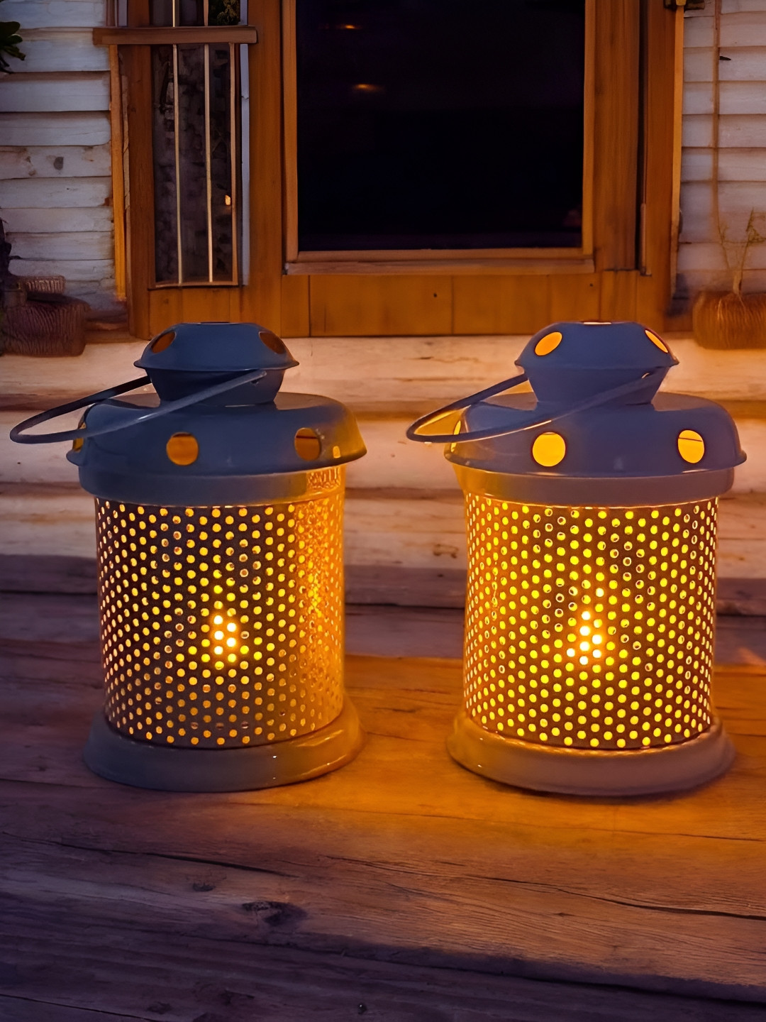 Extreme Karigari White & Green  2 Pieces Hanging Lanterns Tealight Candle Holders