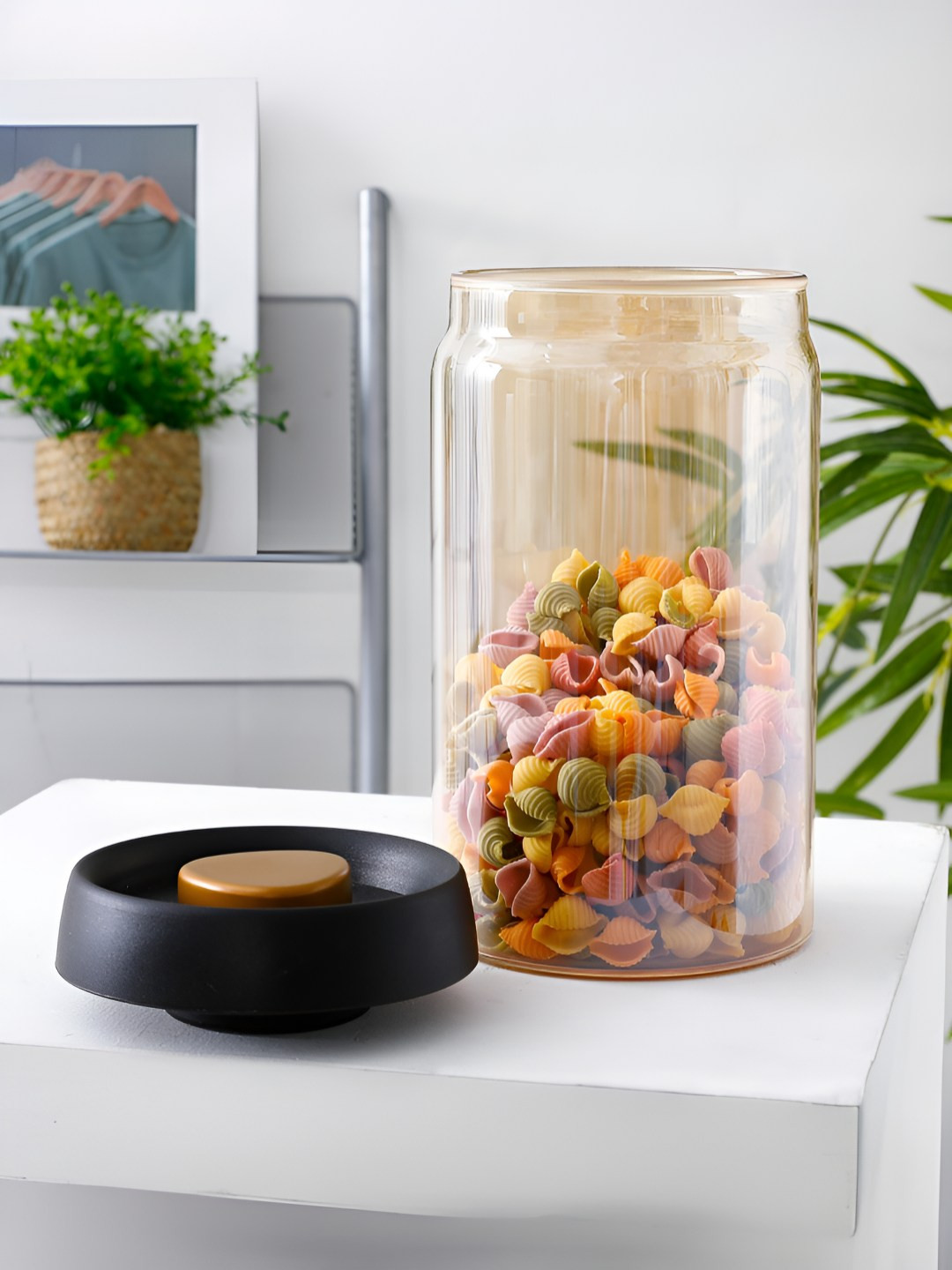 Umai Brown Borosilicate Glass Durable Clip-On Jar-1.2L