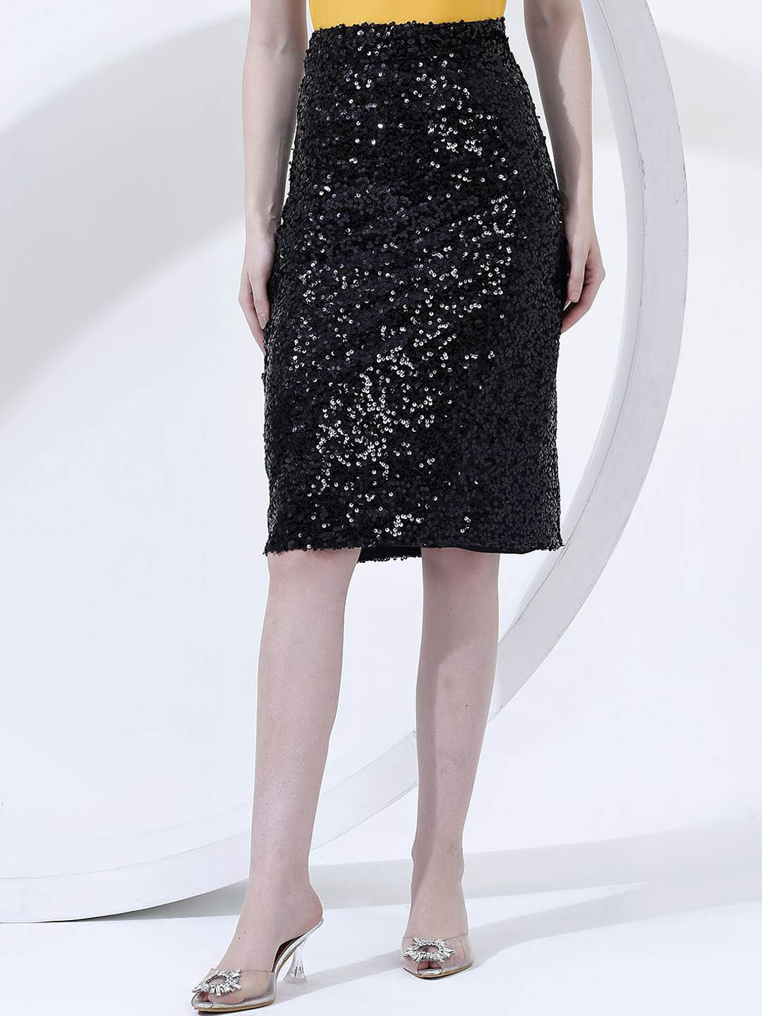 Justin Whyte Women Embellished Sequinned Knee Length Straight Skirt