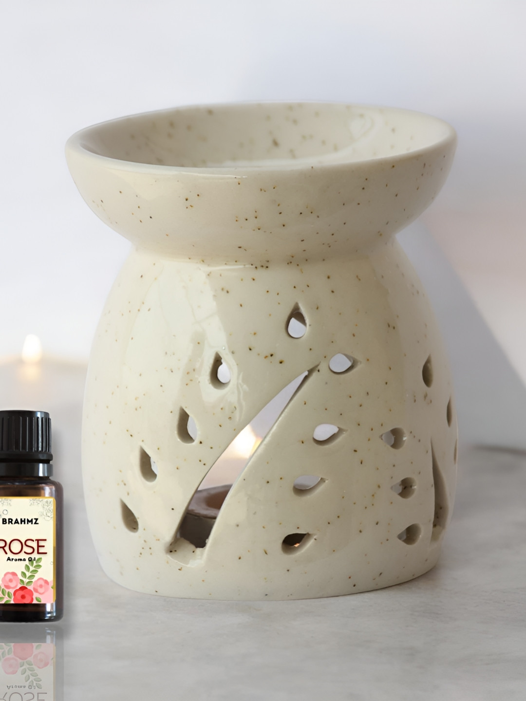 Brahmz 4 Pieces White Candle Tealights And Rose Oil Ceramic Aroma Diffuser Set