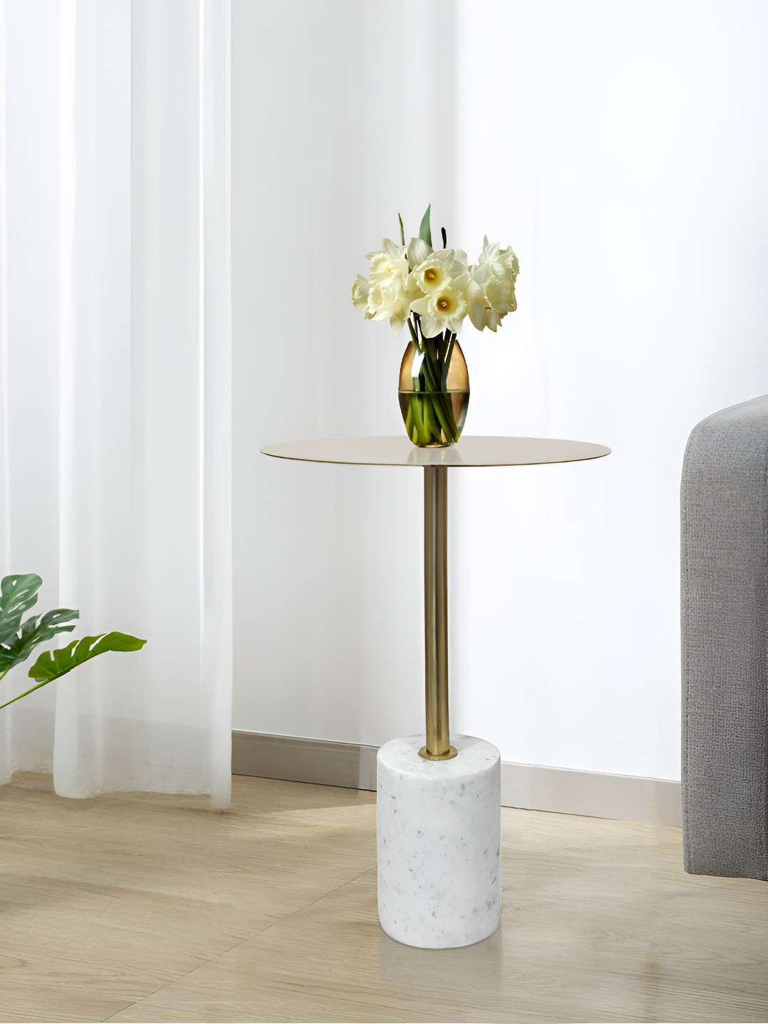 Metalsmith Beige & White Marble Round End Table