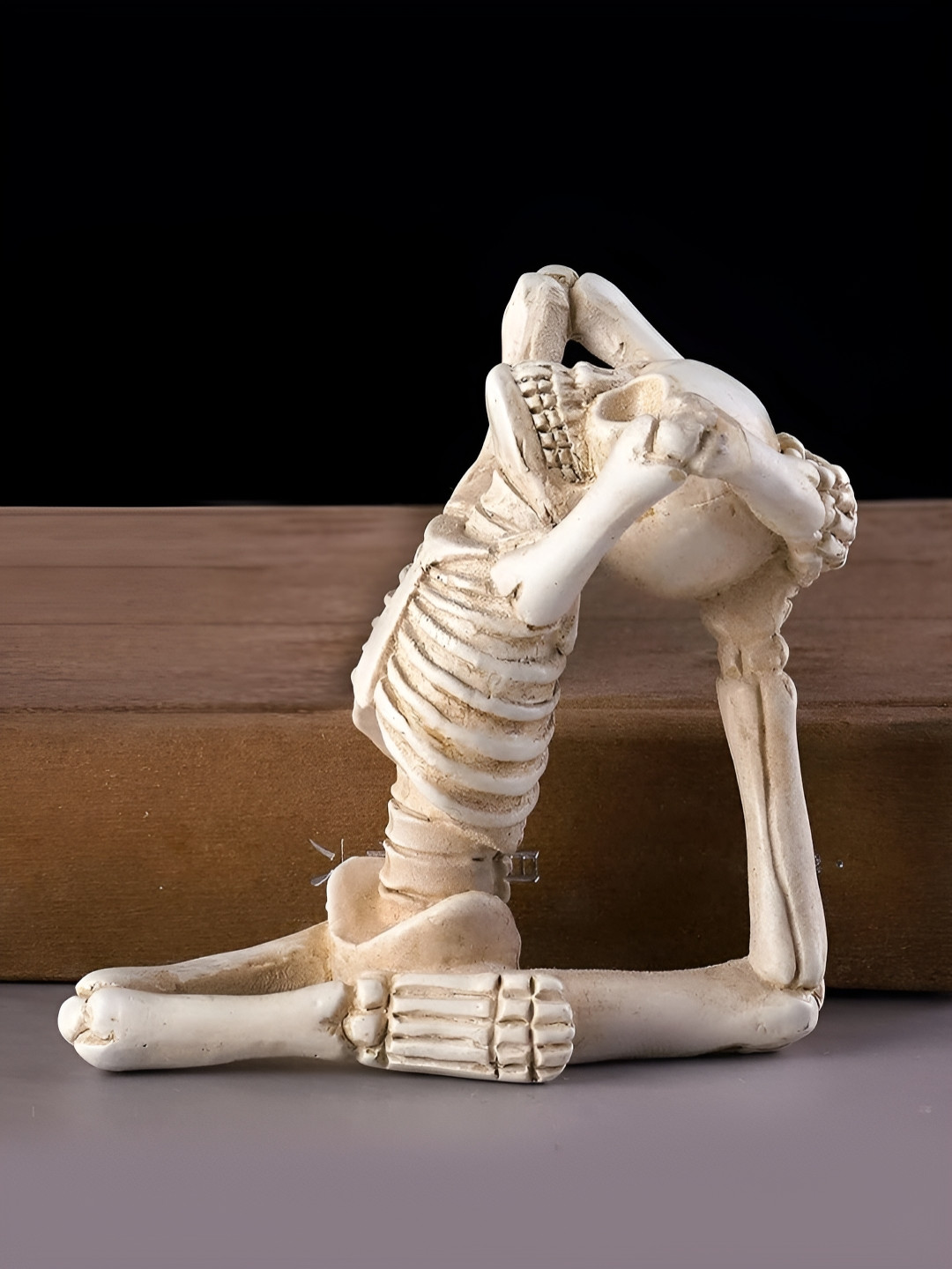 TIED RIBBONS Miniature Skull White Polyresin Matte Living Room Small Showpiece - 4.3 Inches