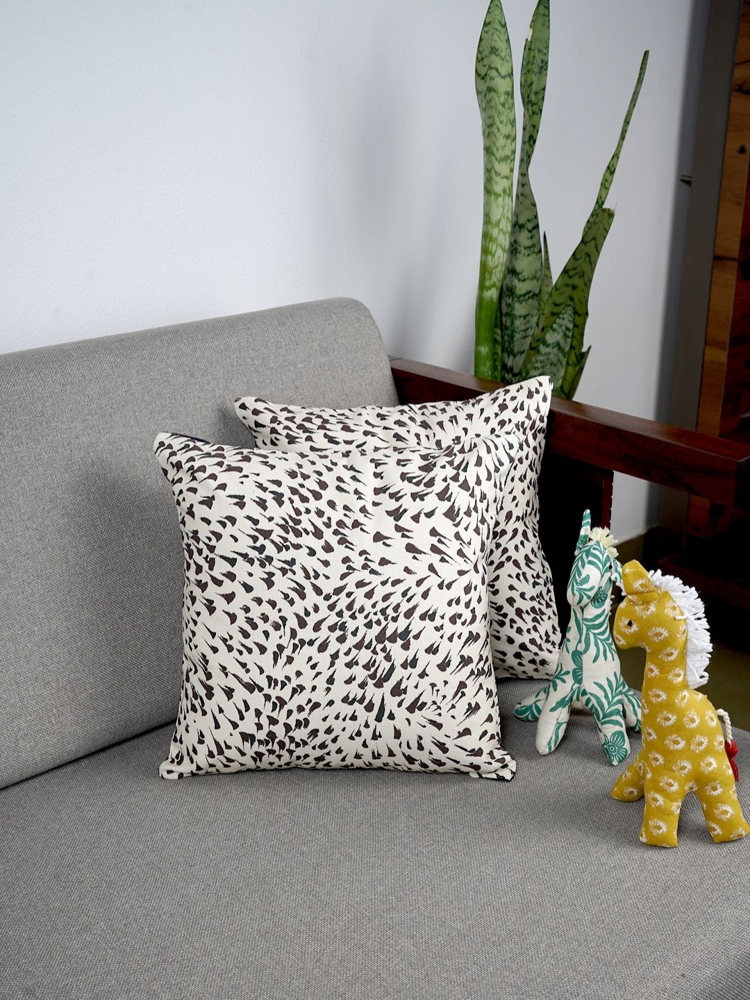 Ratan Cart Canvas Tadpoles Abstract Cotton Washable 2 Pcs Cushion Covers - 12 x 12 In