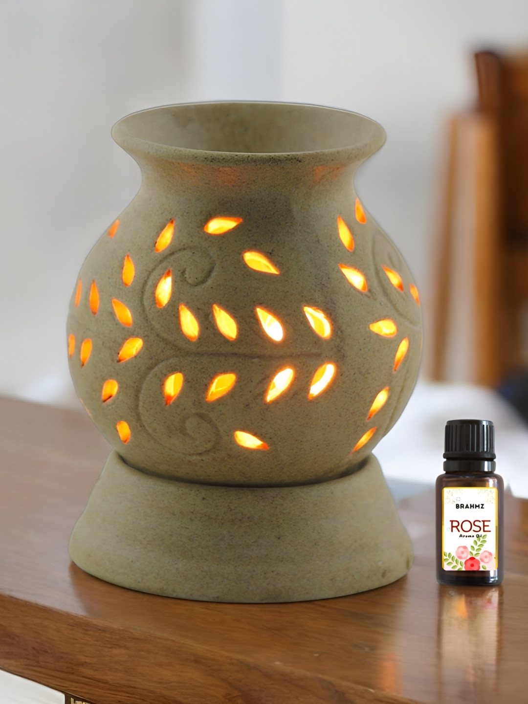 Brahmz Brown 2 Pieces Electric Matki With Bulb and Rose Oil Ceramic Aroma Diffusers