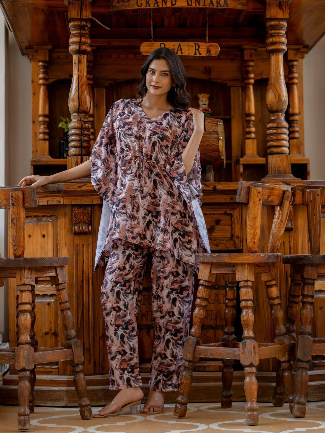 Jaipurite Floral Printed V-Neck Short Sleeves Top With Trousers Set