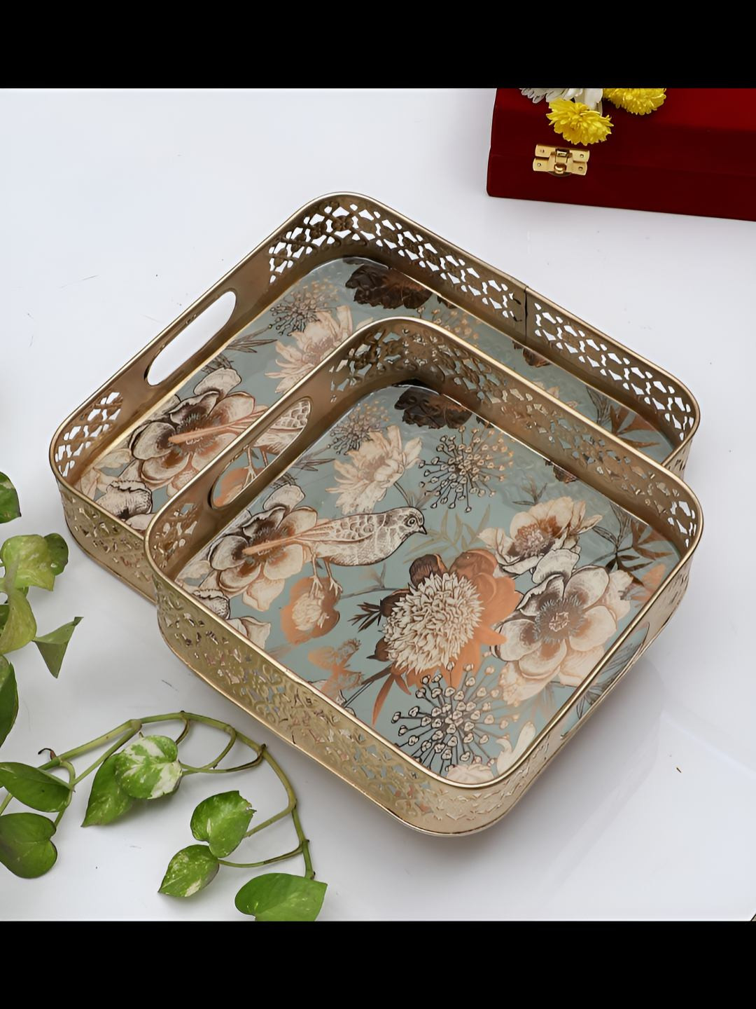 Amaya Decors Gold-Toned & Green 2 Pieces Floral Printed Square Metal Serving Tray