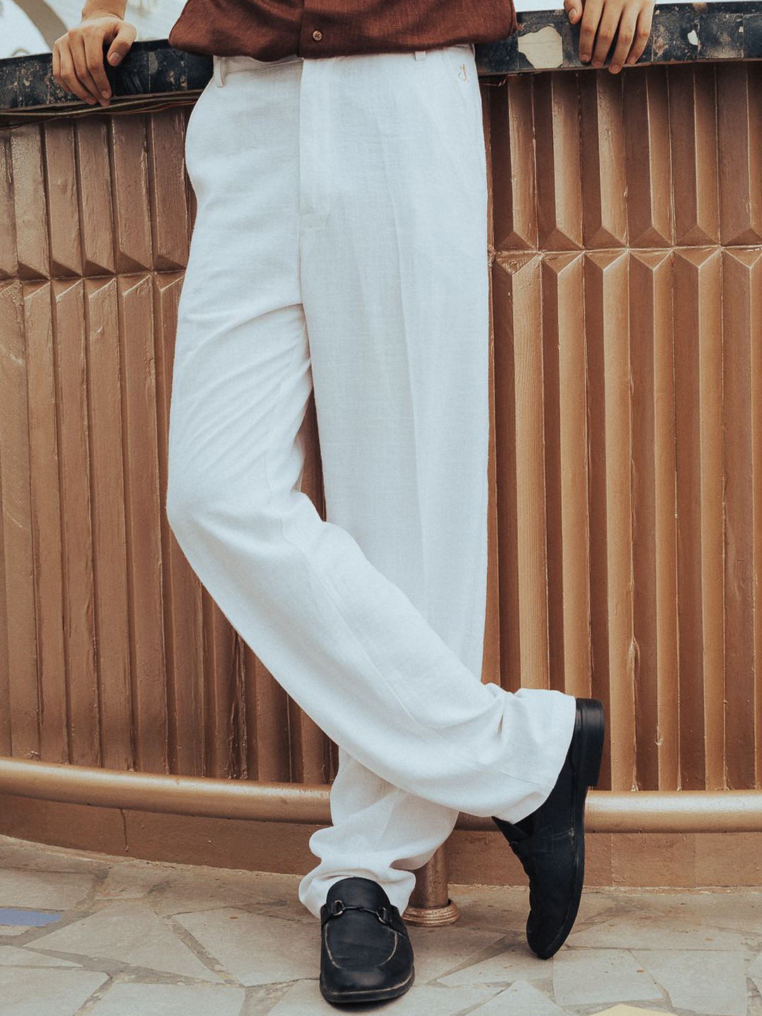 JAVINISHKA Men Relaxed Straight Leg Linen High-Rise Trousers