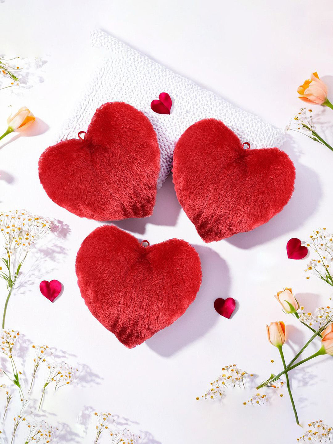 Kuber Industries Red 3 Pieces Heart Shape Cotton Cushions