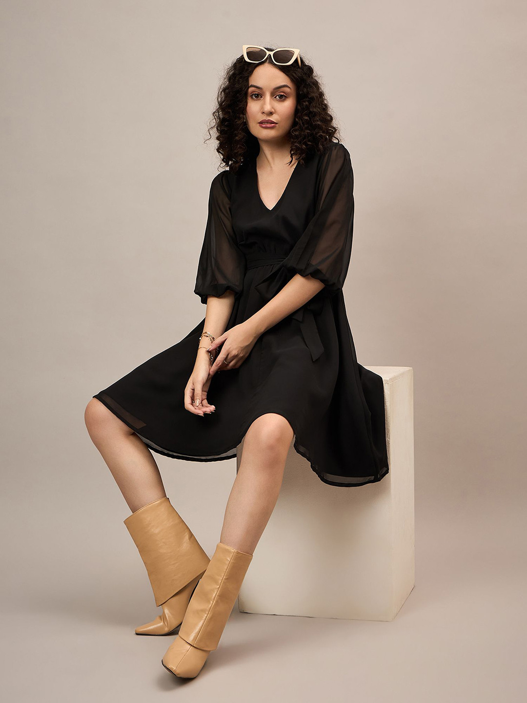 The Roadster Women Lifestyle Co Quarter Sleeve Knee Length V-Neck Dress