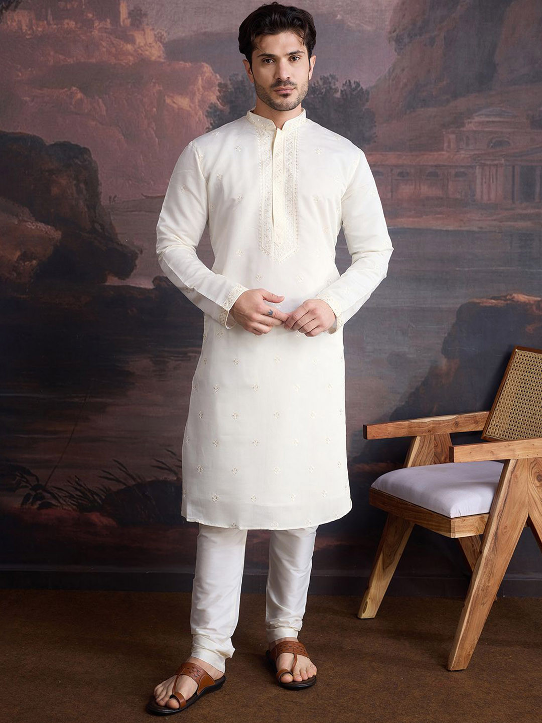 House of Pataudi Floral Embroidered Thread Work Straight Kurta With Pajamas