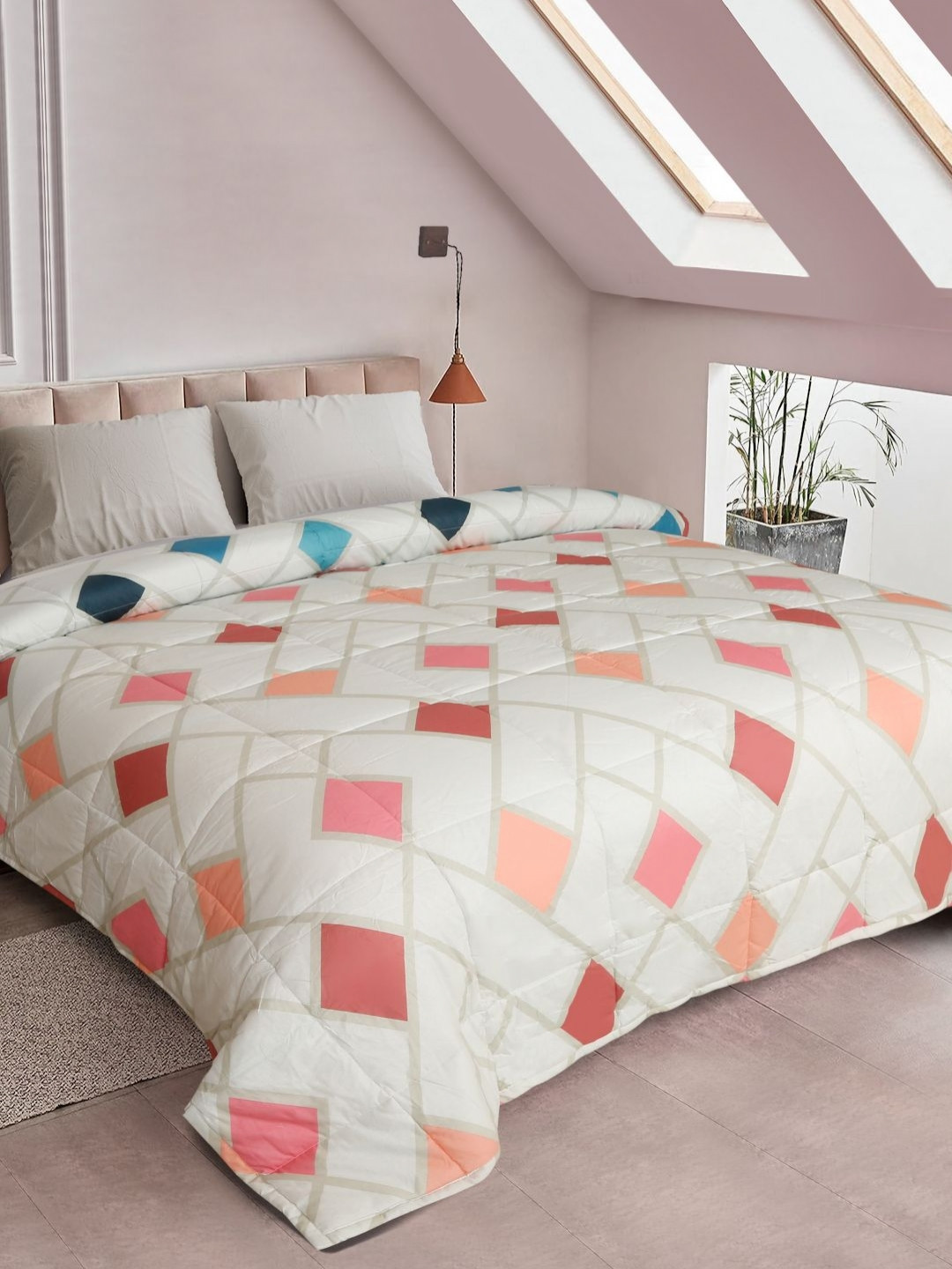ROSARA HOME Pink and Blue Geometric Cotton AC Room Reversible Quilted AC Comforter