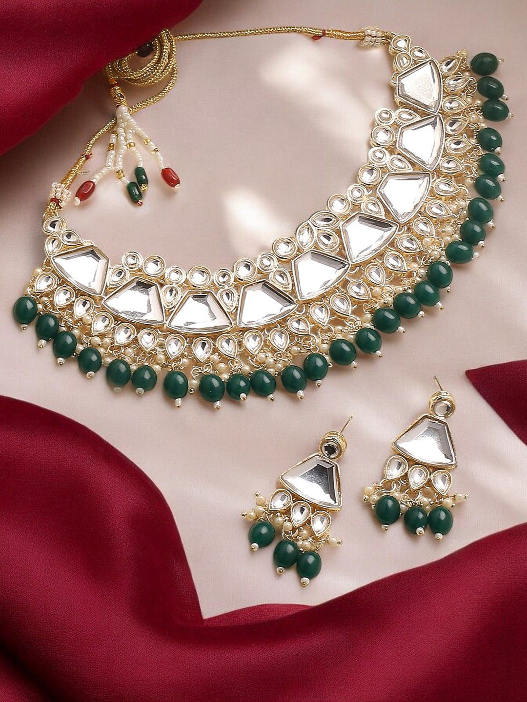 OOMPH Kundan Stones Studded & Beaded Necklace Set