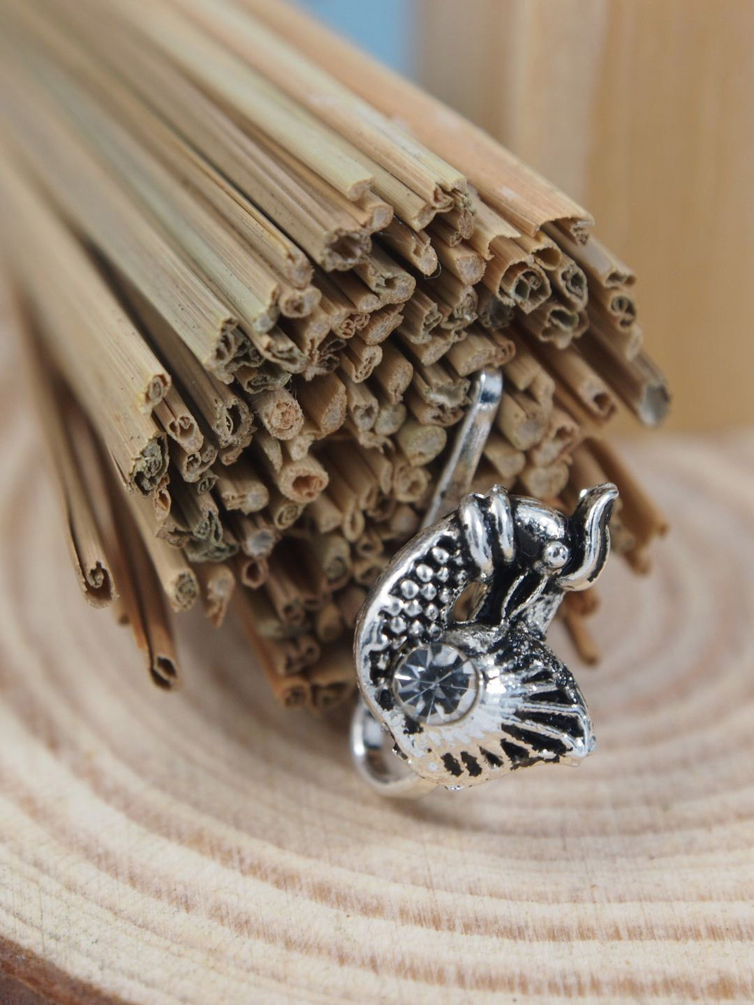 I Jewels Silver-Plated Peacock Design Clip On Stud Nosepin