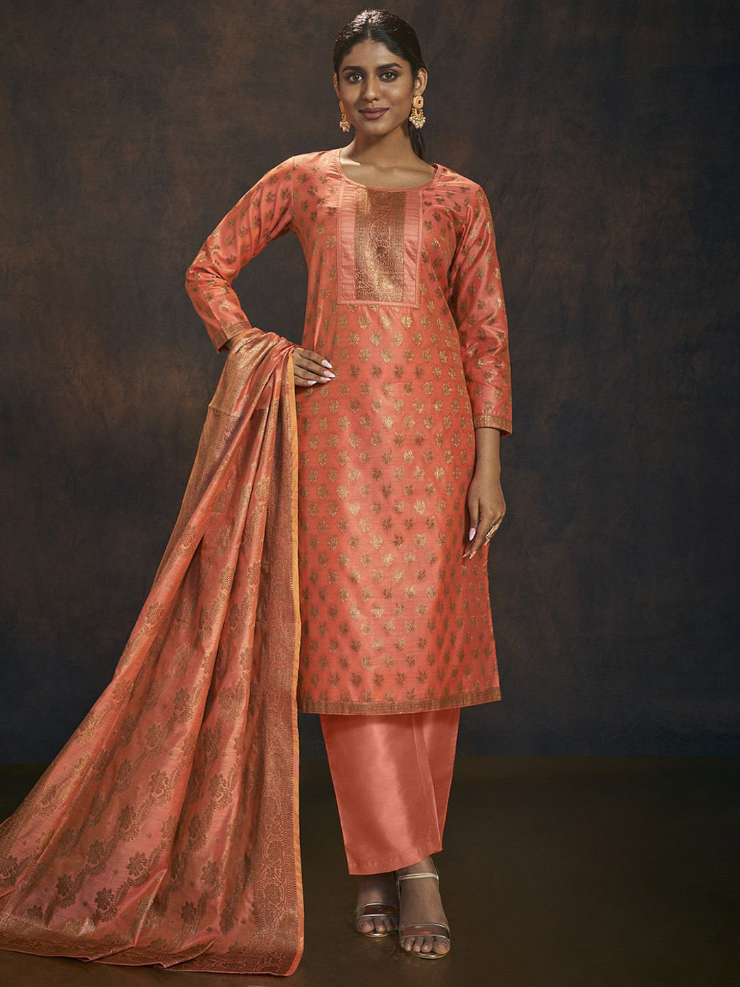 SALWAR STUDIO Women Banarasi Regular Kurta with Trousers Dupatta