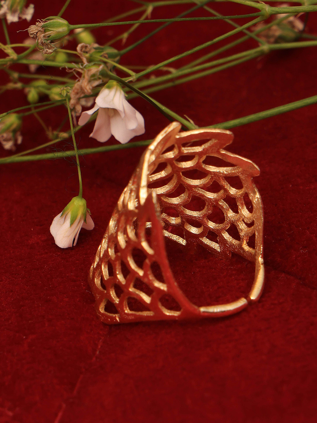 ROYAL PITARAH Gold-Plated Gold Jali Adjustable Finger Ring