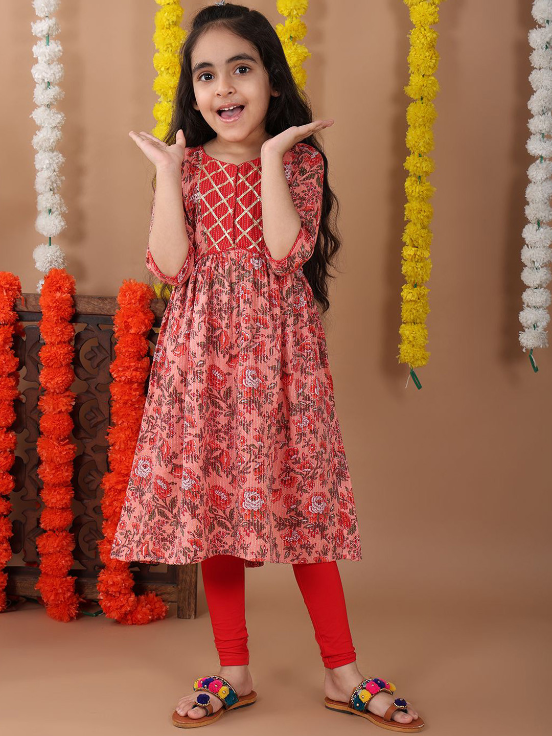 Here&Now X Kinder Kids Girls Floral Printed Regular Pure Cotton Kurta with Leggings