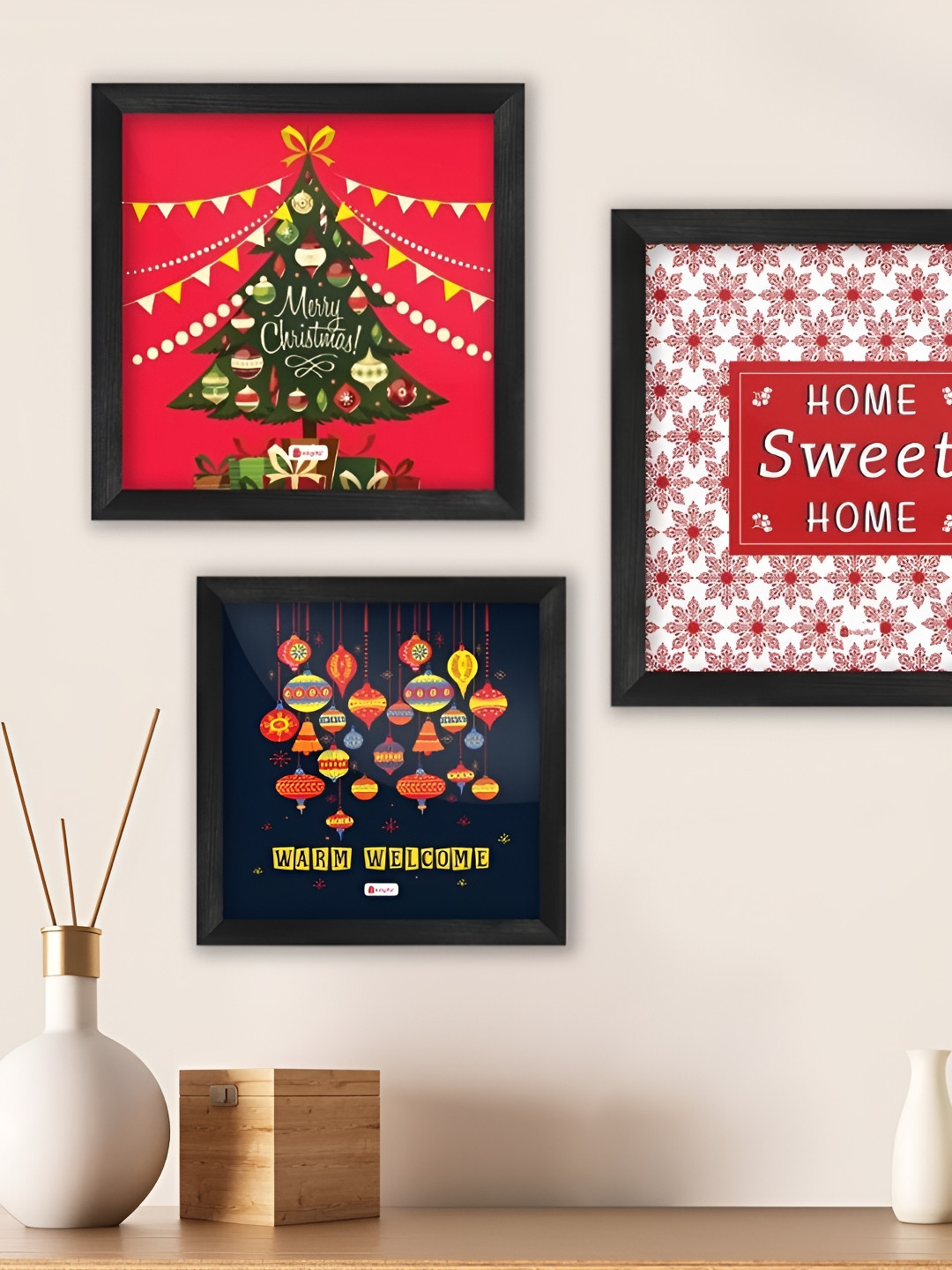 Indigifts Red & White 3 Pieces Printed Xmas Wall Dcor Poster