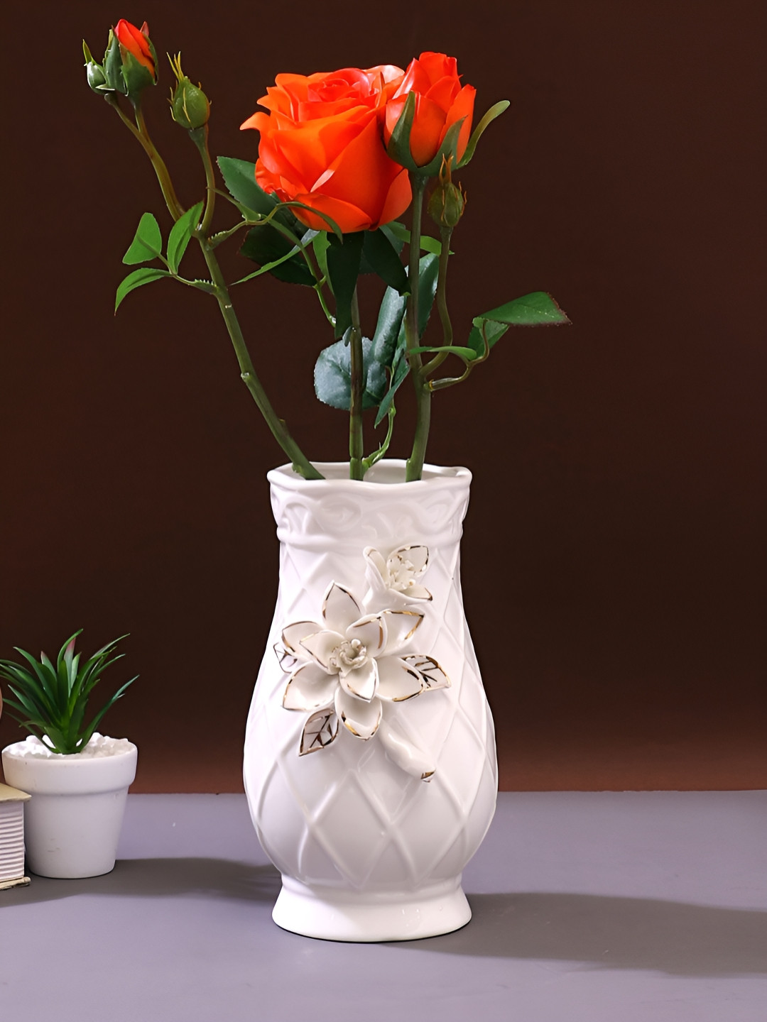 TAYHAA White & Gold Toned Flower Textured Ceramic Vase