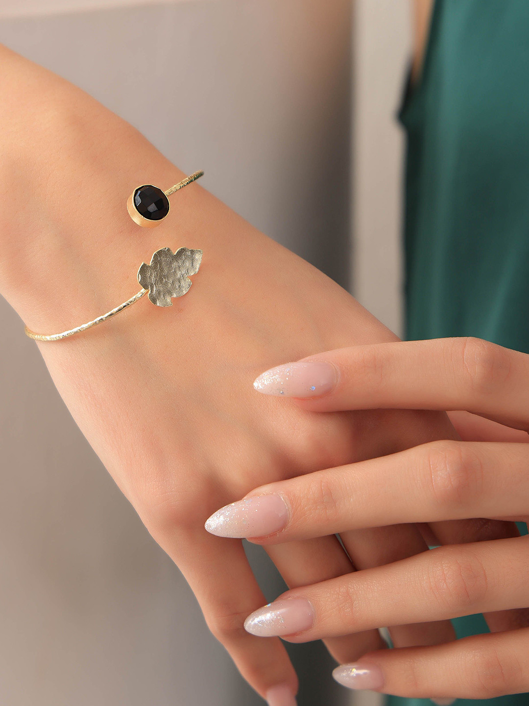 ROYAL PITARAH Gold-Plated Onyx Cuff Bracelet