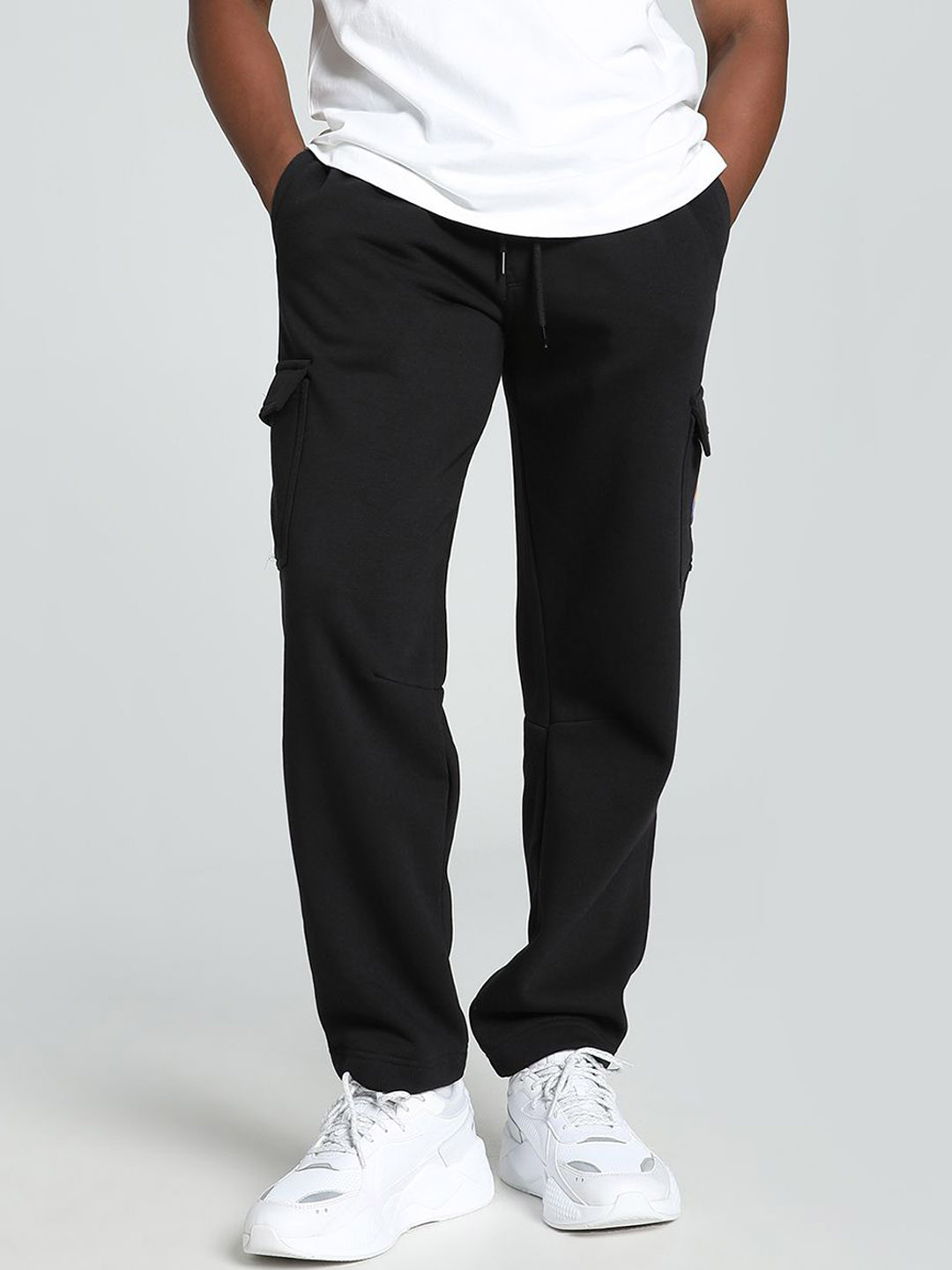Puma Men CLASSICS DRIP Mid Rise Cargo Track Pants