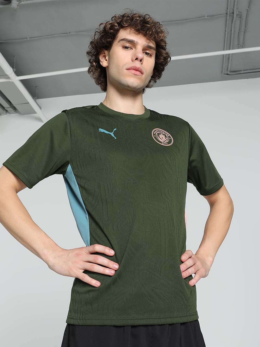 Puma Mcfc Training SL Jersey Pro Men Sleeveless Slim Fit  dryCELL Football Jersey