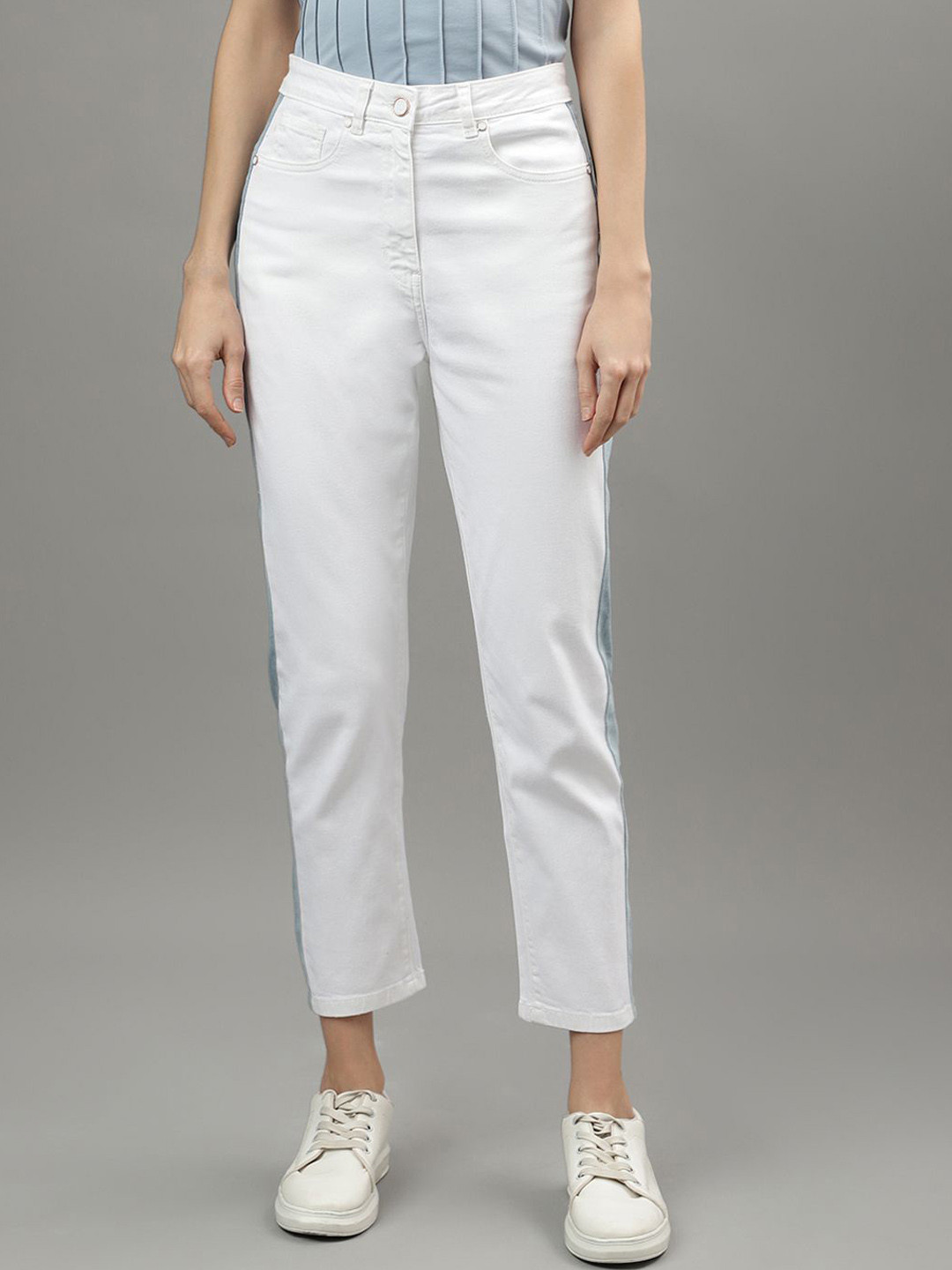Iconic Women Straight Fit Stretchable Mid-Rise Cotton Jeans