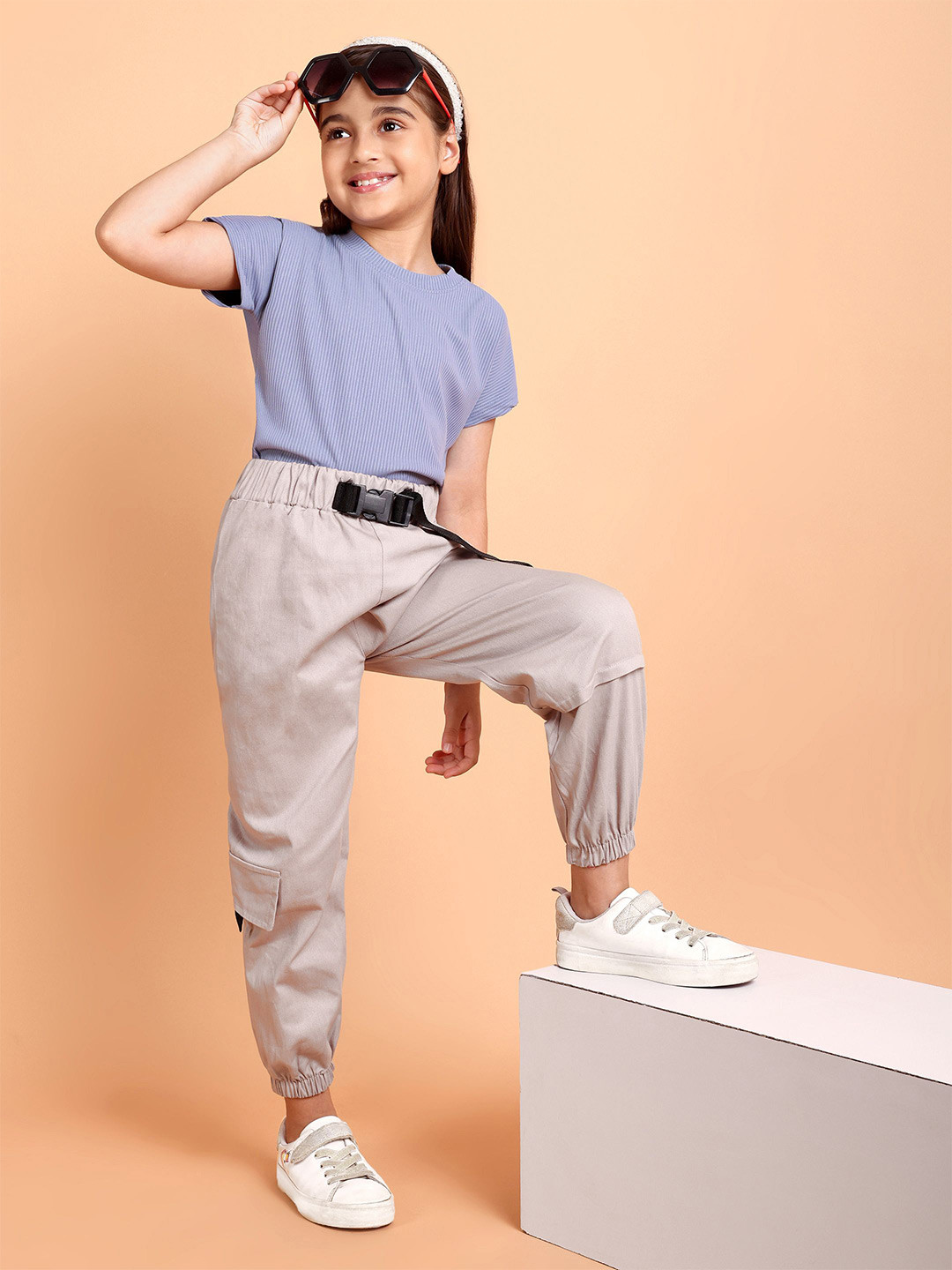 HERE&NOW Girls Solid Ribbed Round Neck Pure Cotton T-Shirt With Cargo Pants
