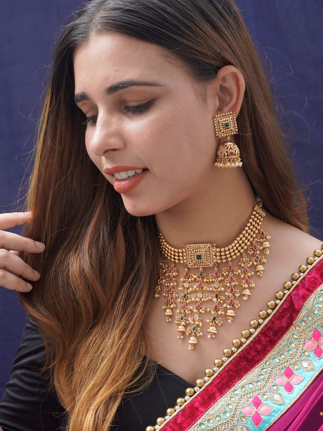 Niscka Gold Plated Stone Studded & Beaded Jewellery Set