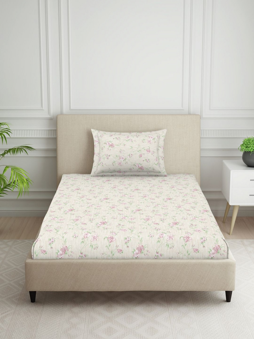Welspun Pink & Beige Floral Printed 120 TC Single Bedsheet Set 152 cm X 224 cm