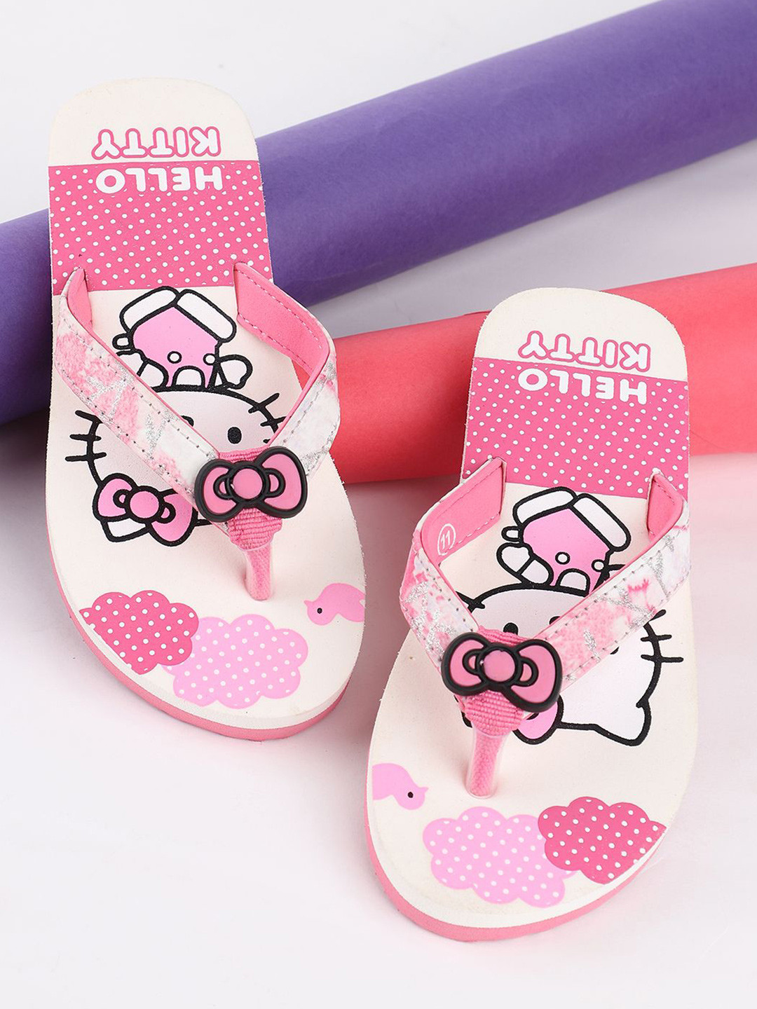 Kids Ville Girls Hello Kitty Printed Thong Flip Flops